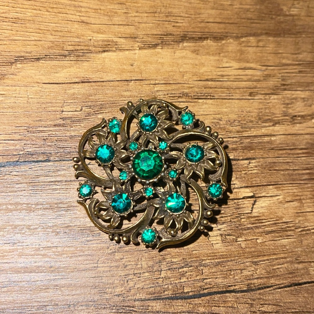 SOLD. Repair Needed: Signed Coro Green Gold Brooch
